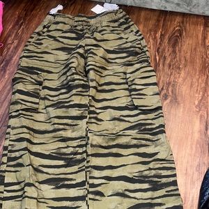 Forever 21 Zebra print toggle drawstring pants